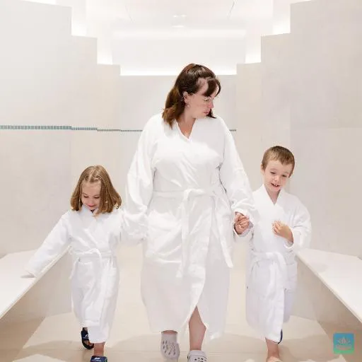 Cure thermale enfants avec soins ciblés et accompagnement spécifique La Roche-Posay
